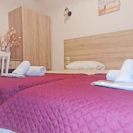 Agnes Rooms เปเลคาส ภายนอก รูปภาพ